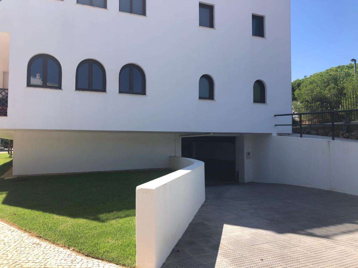 Praia Da Falesia - Falesia Beach - Apartment Netflix And Hbo Albufeira Zewnętrze zdjęcie
